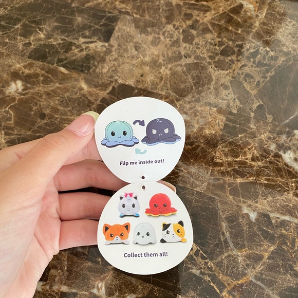 Reversible Octopus - Picture 7 of 9